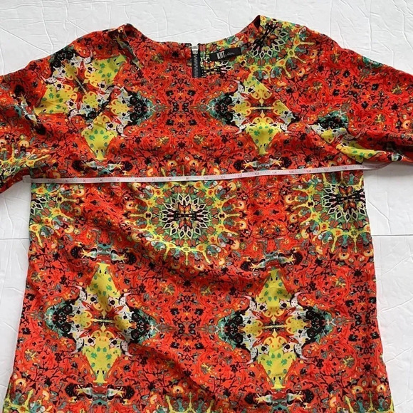 Kut from the Kloth blouse, Short sleeved,  multicolor, back zipper, size L - Picture 5 of 12